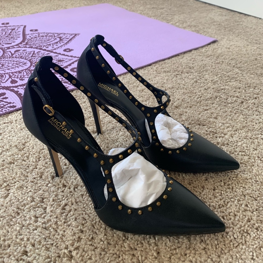 Michael Kors Black Pump